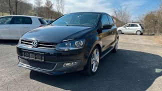 Financování Sedan Volkswagen Polo 2010