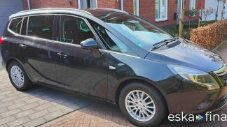 Lízing Hatchback Opel Zafira Tourer 2014