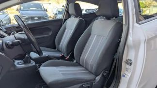 Lízing Sedan Ford Fiesta 2016