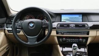 Lízing Sedan BMW 535 2010