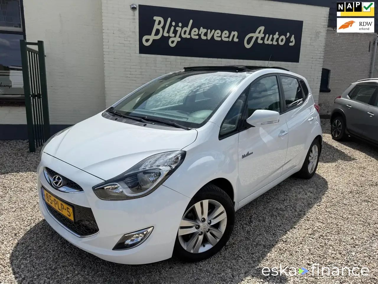 Leasing Hatchback Hyundai ix20 2011