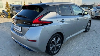 Hatchback Nissan Leaf 2018