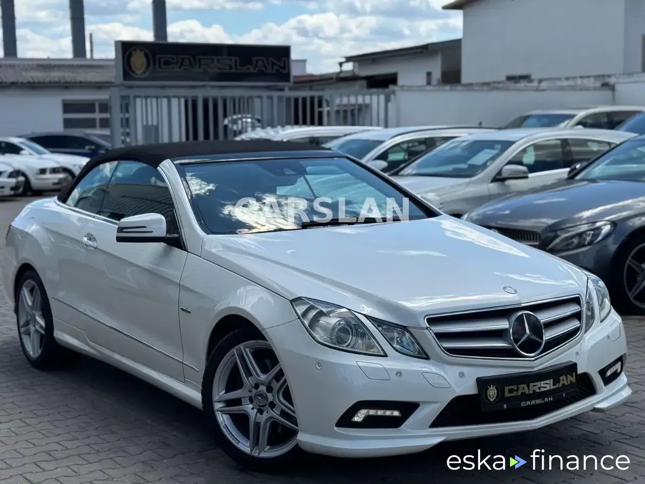 Financování Konvertibilní MERCEDES E 350 2010