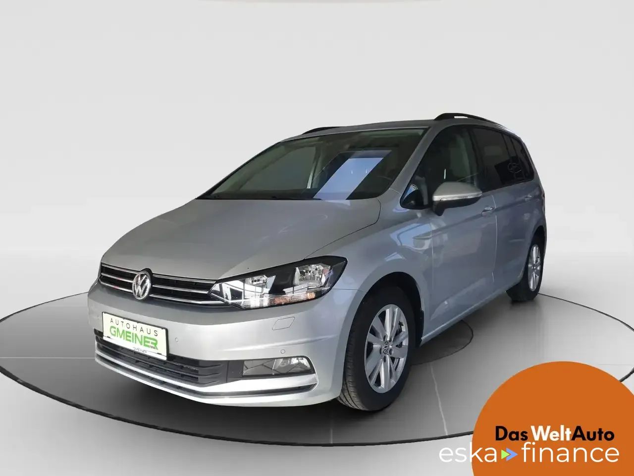 Financování Hatchback Volkswagen Touran 2019