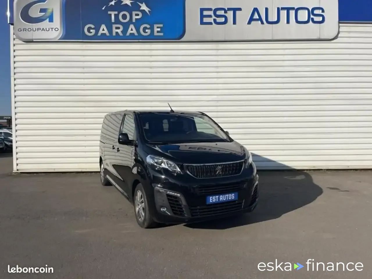 Lízing Hatchback Peugeot Traveller 2021
