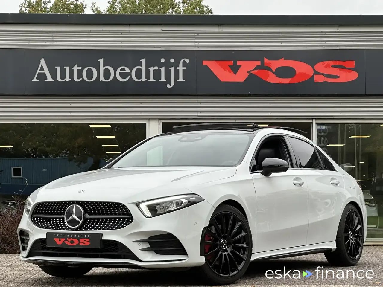 Leasing Sedan MERCEDES A 250 2020