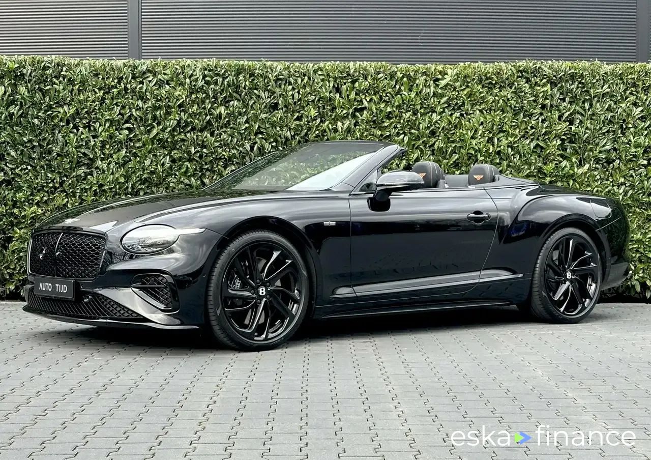 Finansowanie Zamienny Bentley Continental GTC 2024