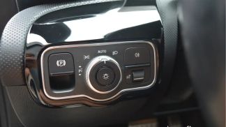Leasing Sedan MERCEDES A 200 2019