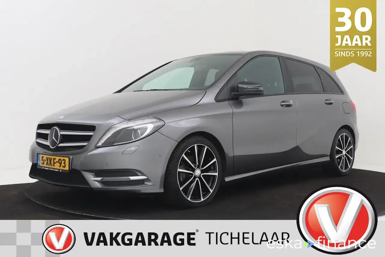 Finansowanie Transport pasażerów MERCEDES B 180 2014