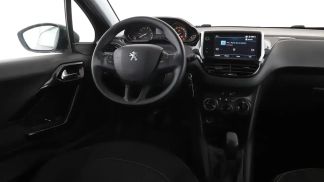 Leasing Hatchback Peugeot 208 2018