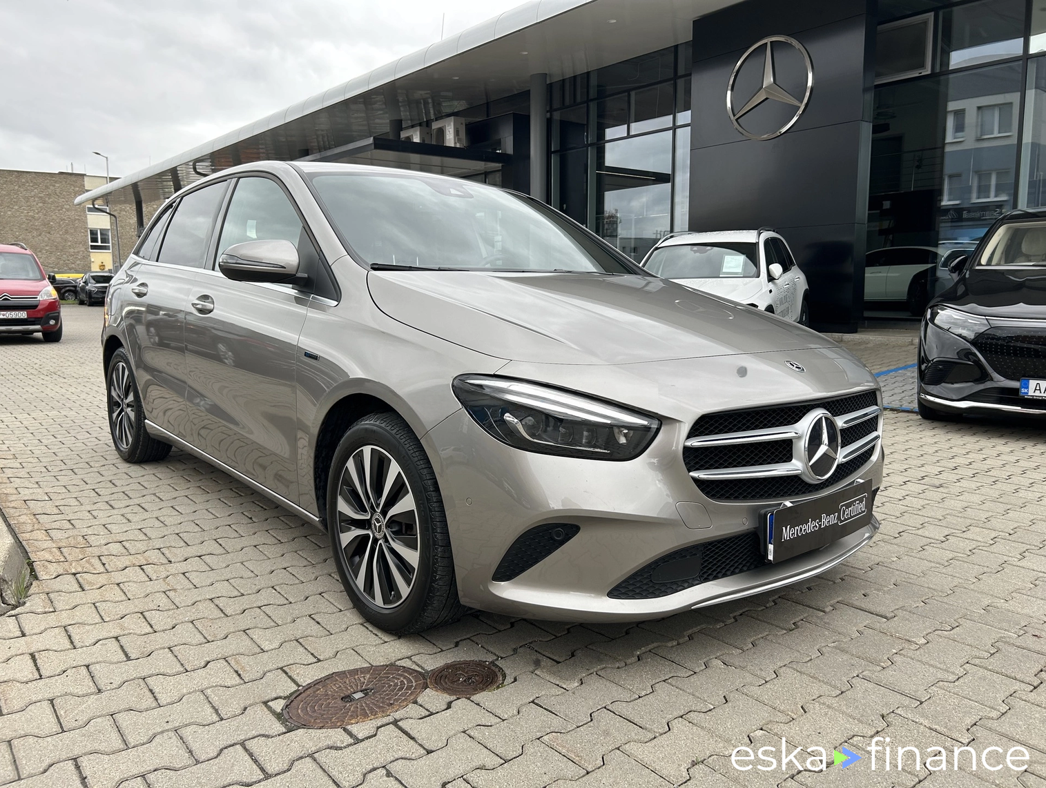 Leasing Hatchback MERCEDES B 250 E 2020