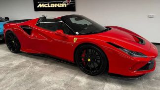 Financování Konvertibilní Ferrari F8 SPIDER 2021