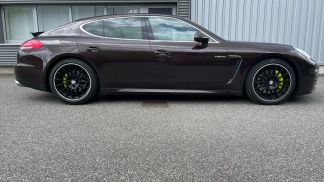 Leasing Sedan Porsche Panamera 2014