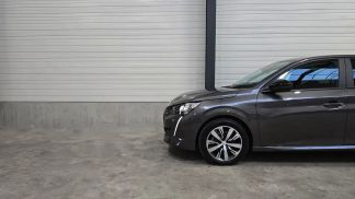 Lízing Sedan Peugeot 208 2025