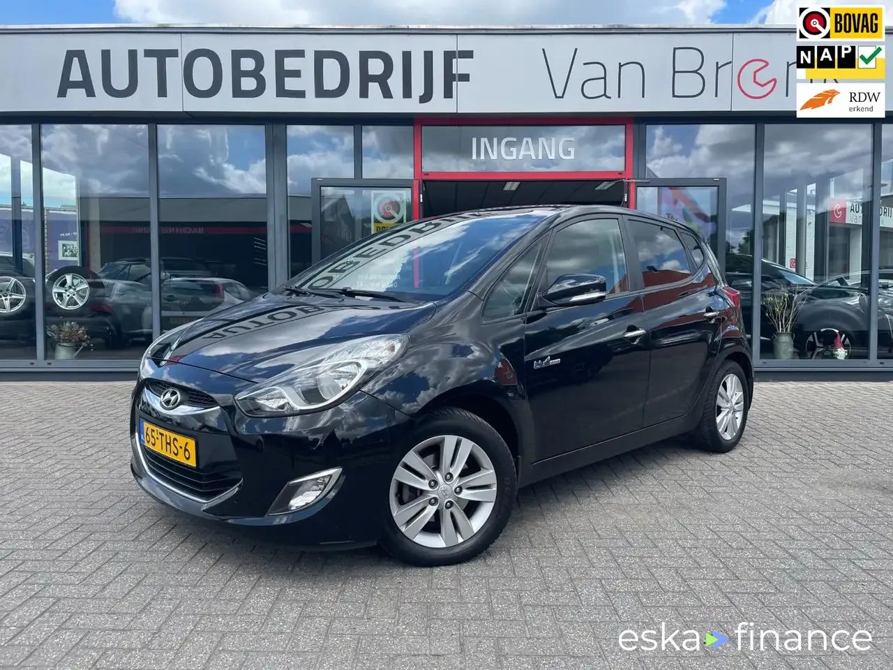 Leasing Hatchback Hyundai ix20 2012
