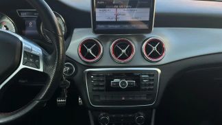 Lízing Sedan MERCEDES CLA 180 2013