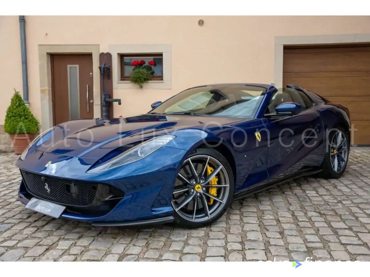 Finansowanie Zamienny Ferrari 812 2021