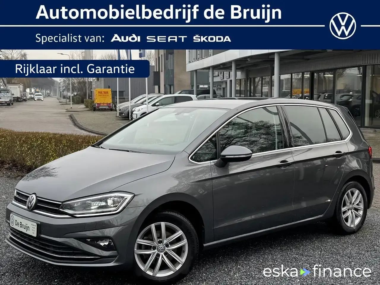 Financování Hatchback Volkswagen Golf Sportsvan 2019