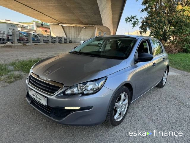 Lízing Hatchback Peugeot 308 2014