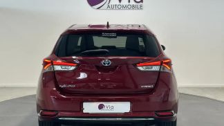 Leasing Sedan Toyota Auris 2017