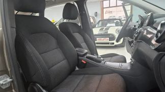 Financování Hatchback MERCEDES B 200 2013