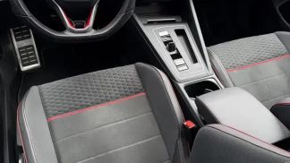 Lízing Sedan Volkswagen GOLF GTI 2022