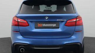 Leasing Hatchback BMW 225 2019