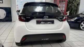 Leasing Sedan Toyota Yaris 2022