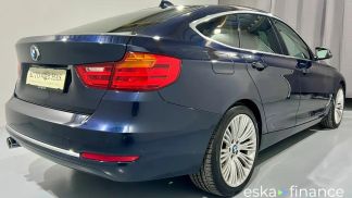 Lízing Hatchback BMW 320 2016