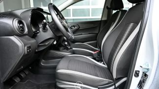 Lízing Hatchback Hyundai i10 2023