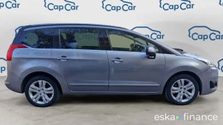 Lízing Hatchback Peugeot 5008 2016