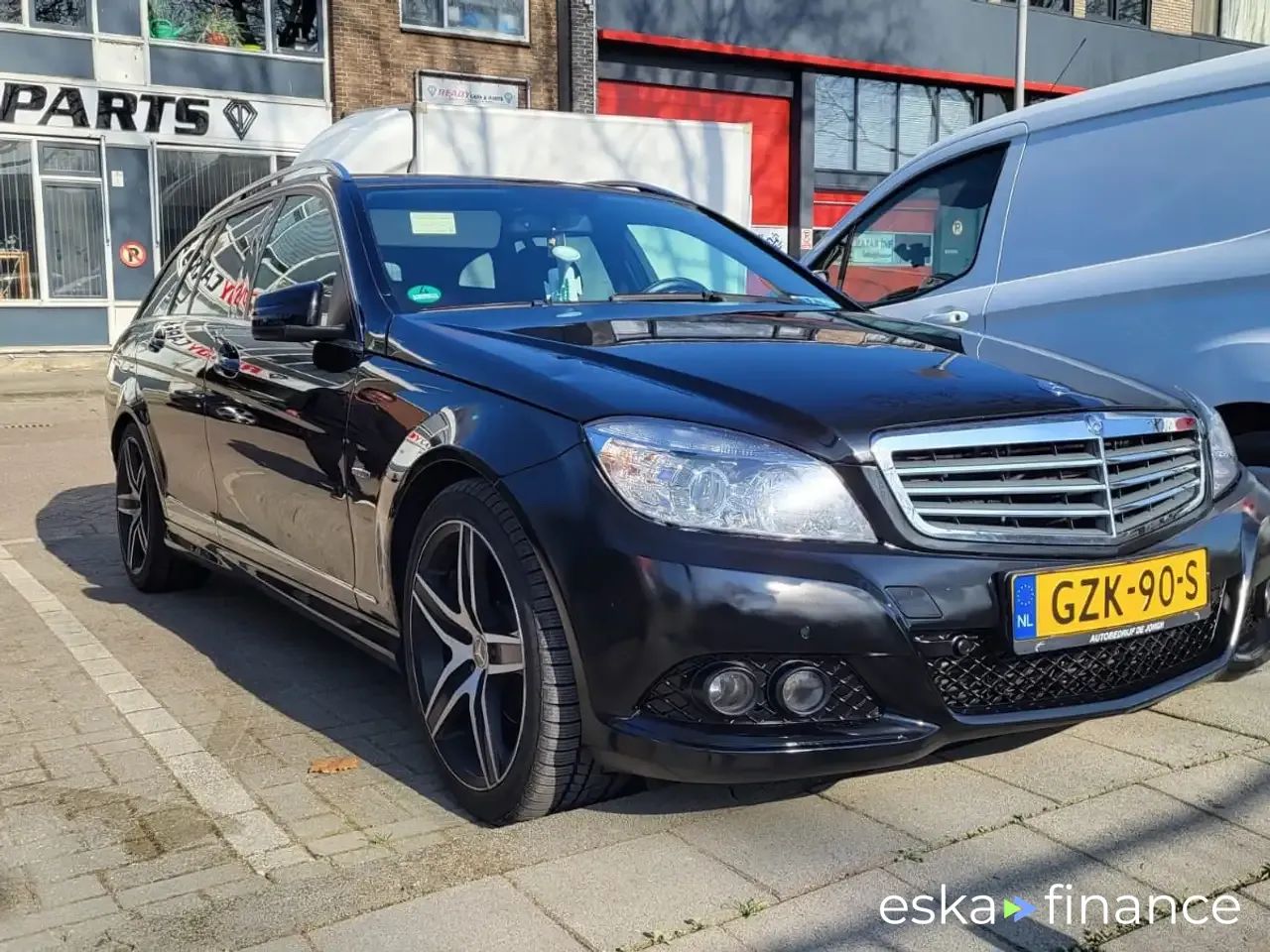 Finansowanie Wóz MERCEDES C 250 2011