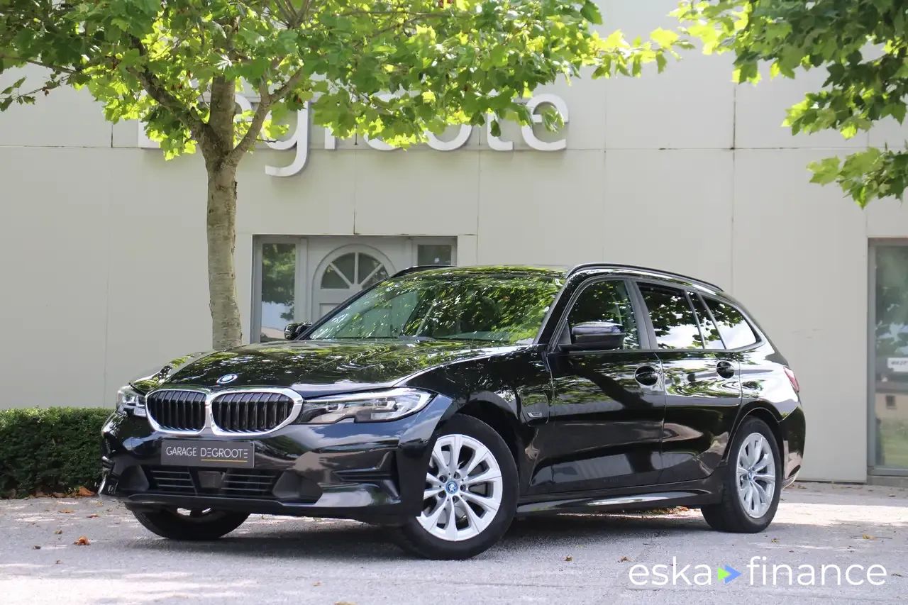 Leasing Wagon BMW 320 2022