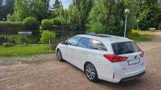 Lízing Kombi Toyota Auris 2013