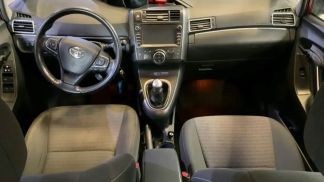 Leasing Hatchback Toyota Verso 2017