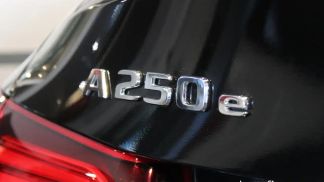 Lízing Sedan MERCEDES A 250 2023