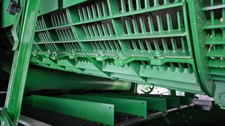 Leasing Combine grain harvester John Deere X9 1100 2023