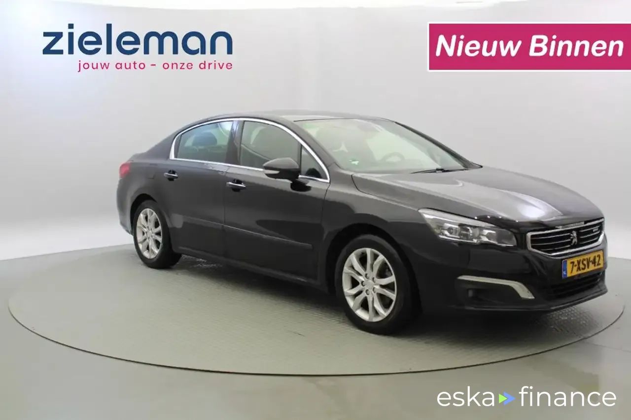 Lízing Sedan Peugeot 508 2014