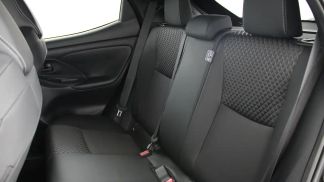 Lízing Hatchback Toyota Yaris 2024