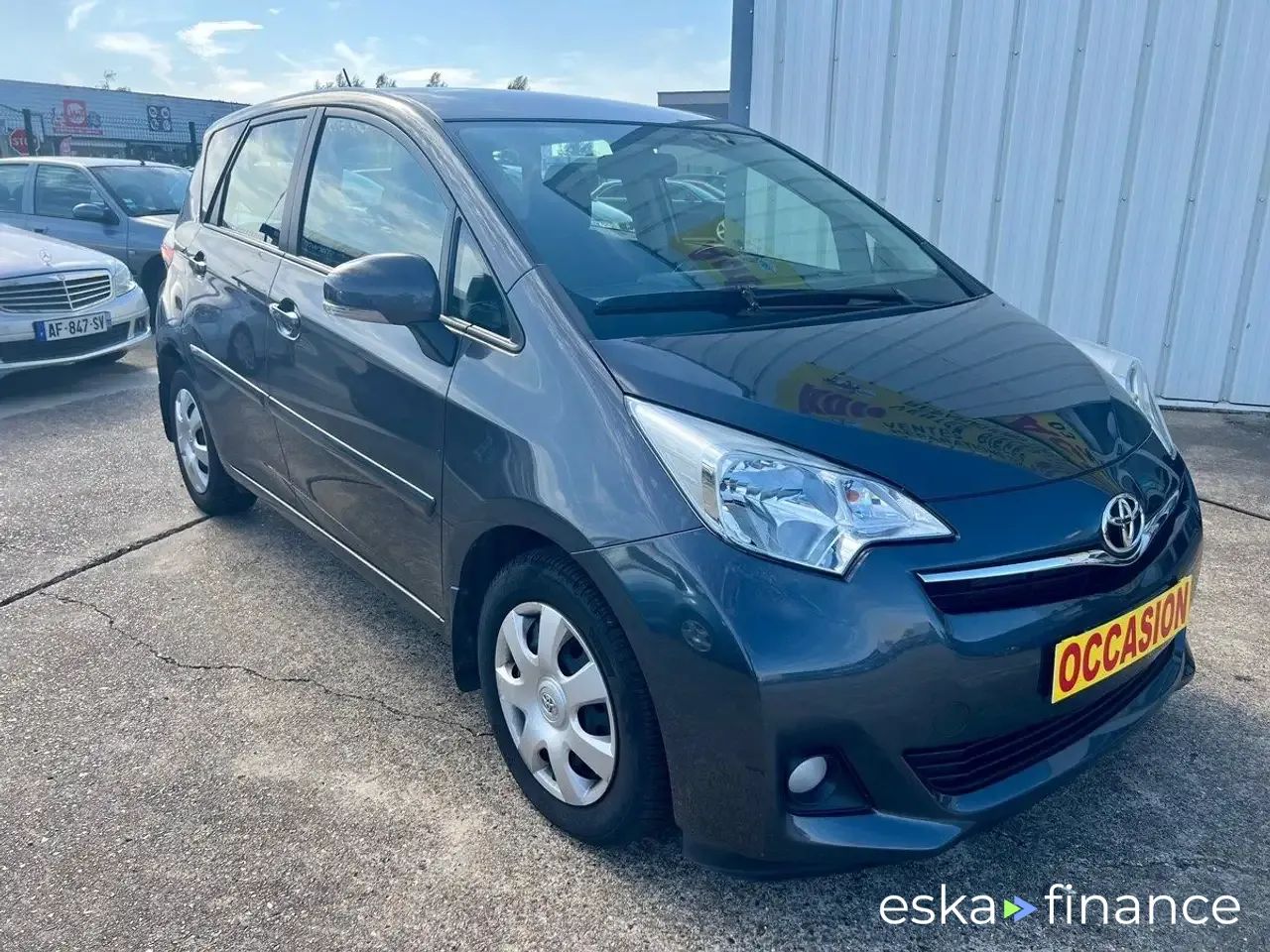 Financování Hatchback Toyota Verso 2011