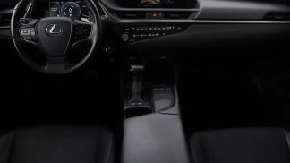 Lízing Sedan Lexus ES 300 2021