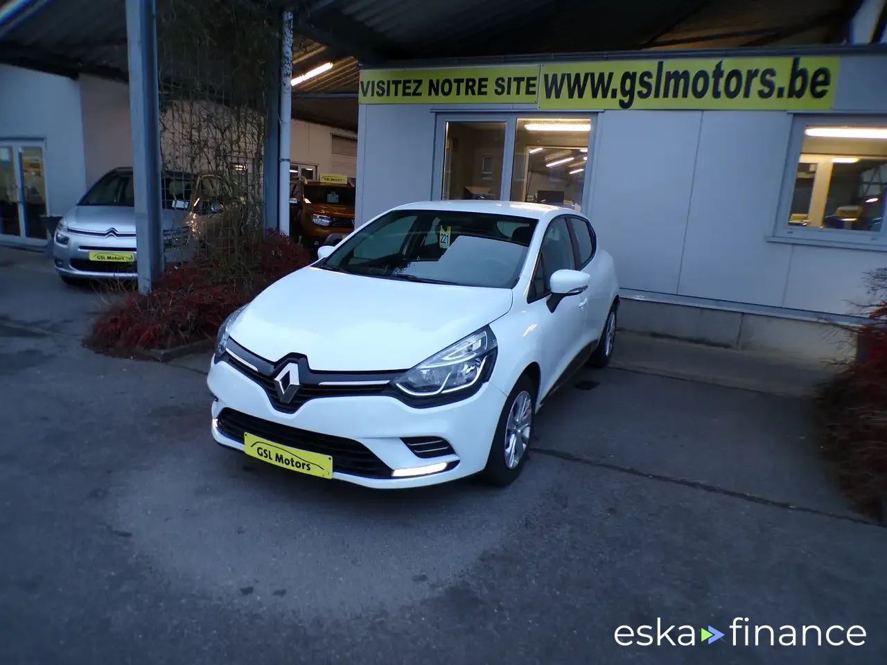 Lízing Hatchback Renault Clio 2018