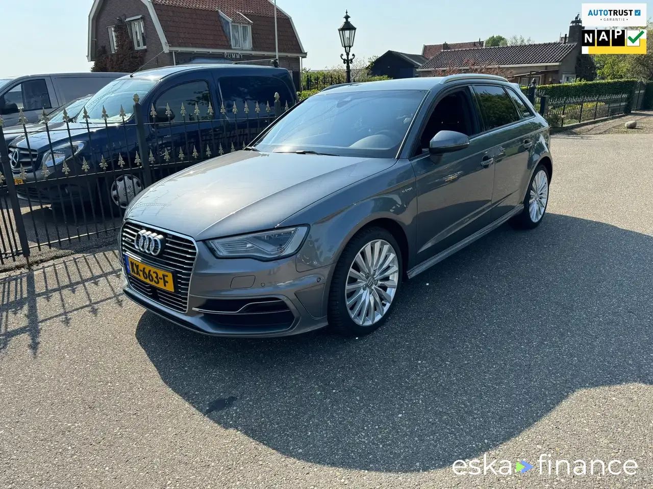 Lízing Hatchback Audi A3 2015