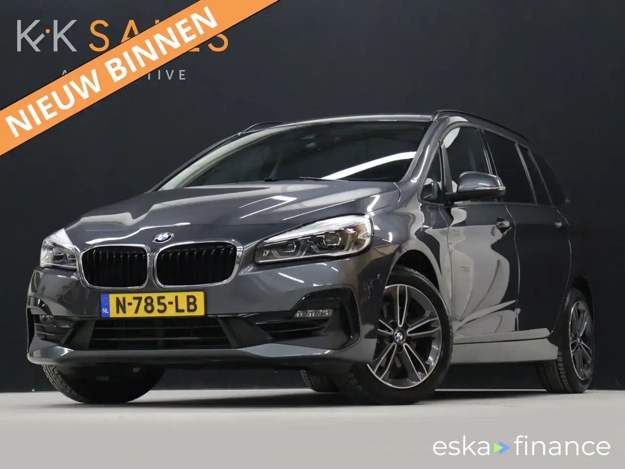 Lízing Hatchback BMW 216 2021