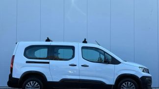 Financování Hatchback Peugeot Rifter 2022