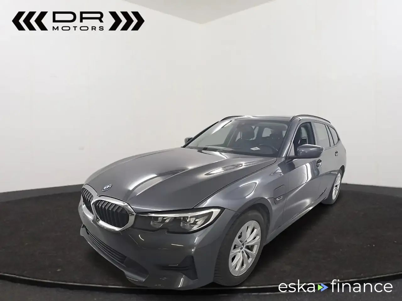Leasing Wagon BMW 330 2021