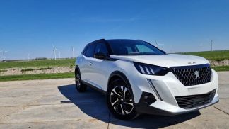 Financování Hatchback Peugeot 2008 2020