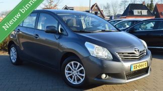 Financování Hatchback Toyota Verso 2011