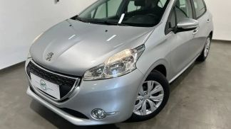 Lízing Sedan Peugeot 208 2015