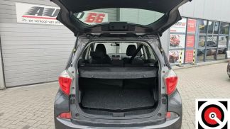 Lízing Hatchback Toyota Verso-S 2013